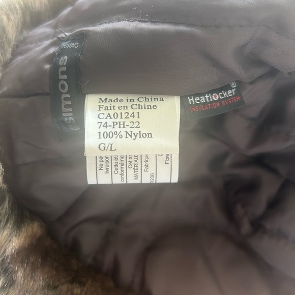 Simon’s woman trapper hat - Picture 5 of 6